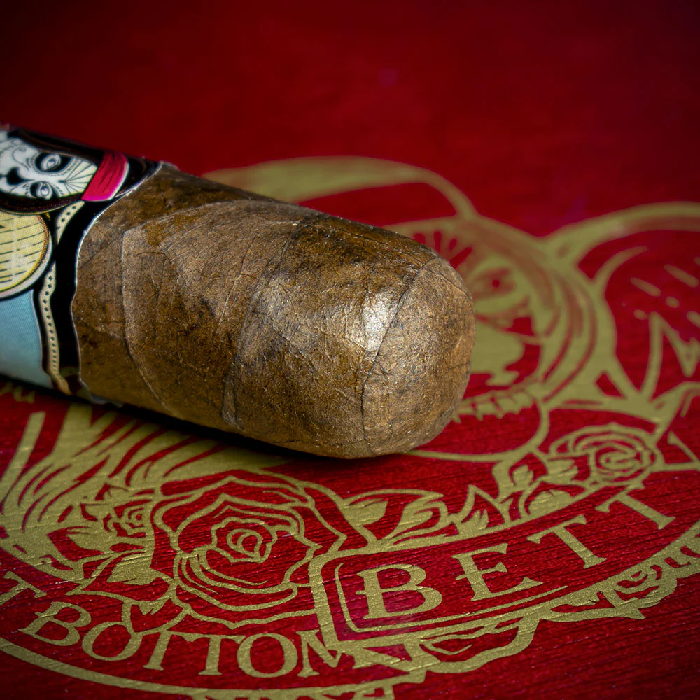 Drew Estate Deadwood Fat Bottom Betty Robusto Cigars - 10 Box - Image 4
