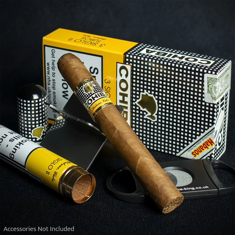 Cohiba Siglo II Tubos Cuban Cigars - 3 Pack - Image 2