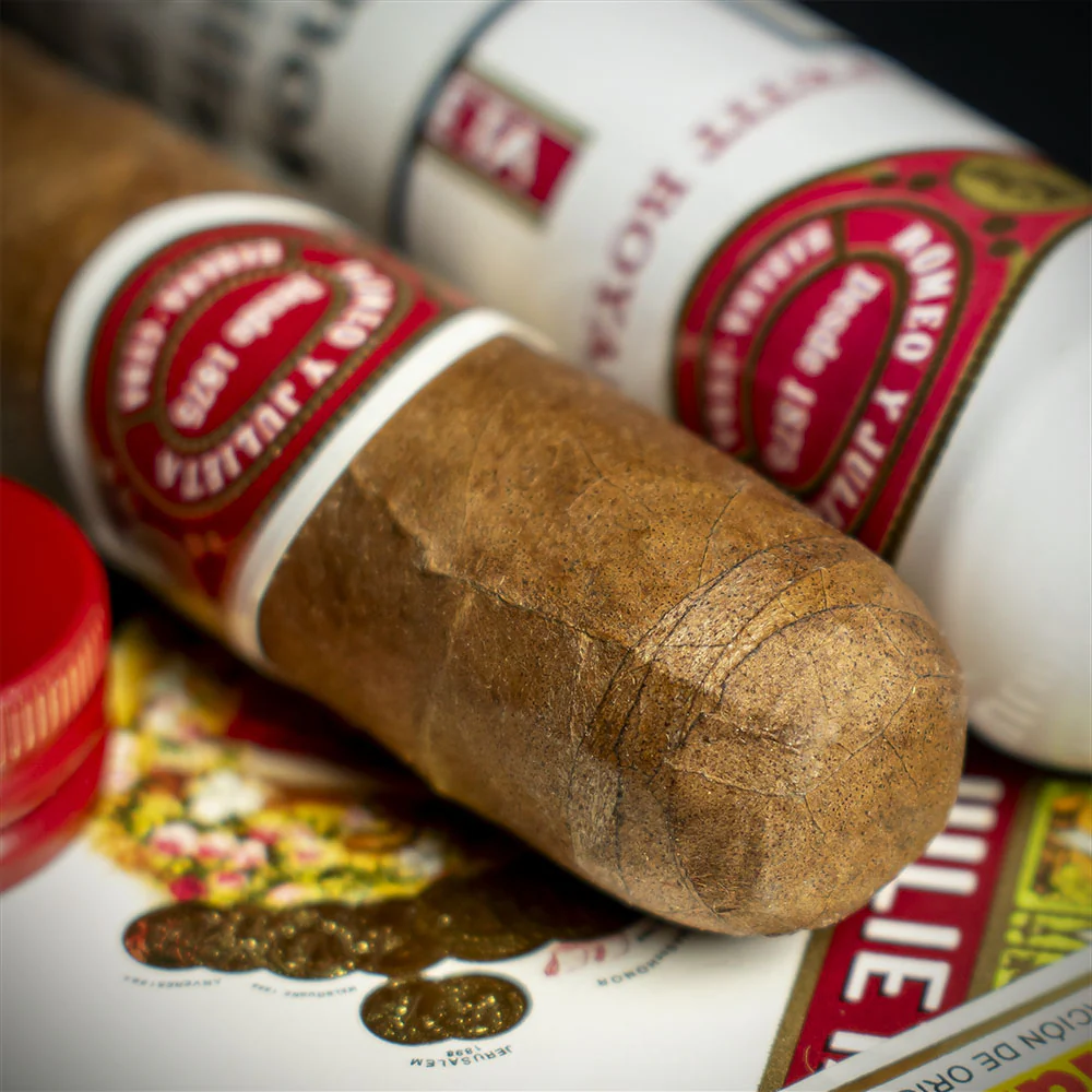 Romeo y Julieta Petit Royales Tubos Cuban Cigars - 3 Pack - Image 4