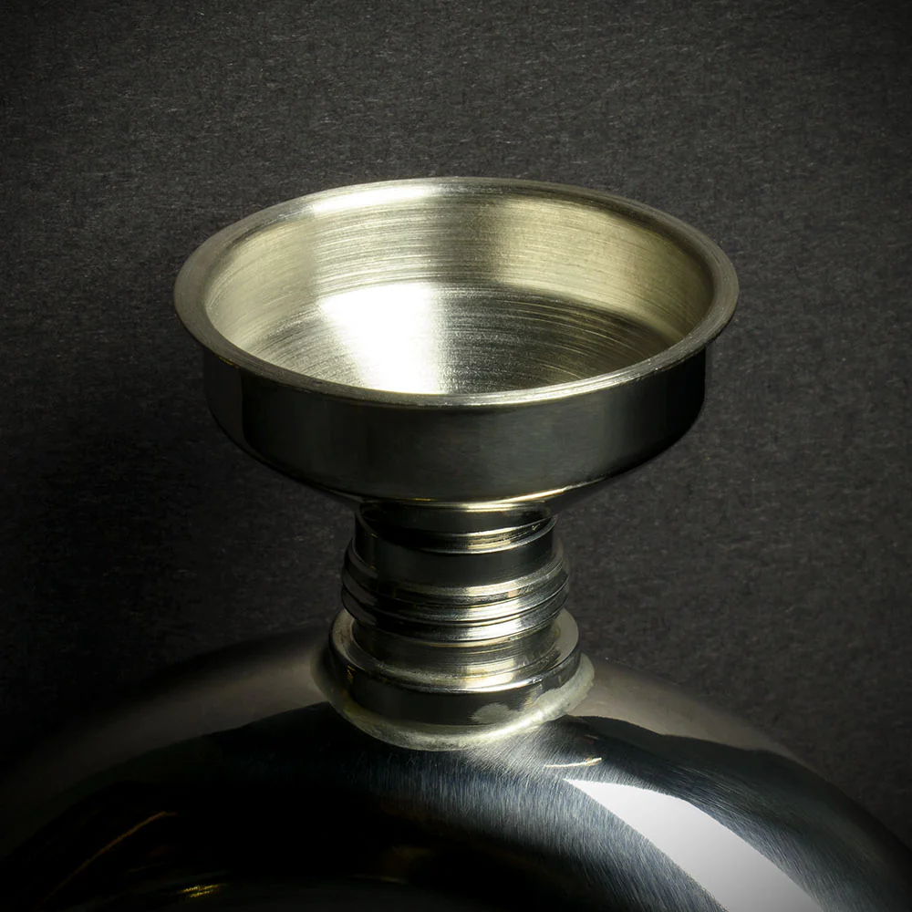 5oz Stainless Steel Porthole Hip Flask - Image 4