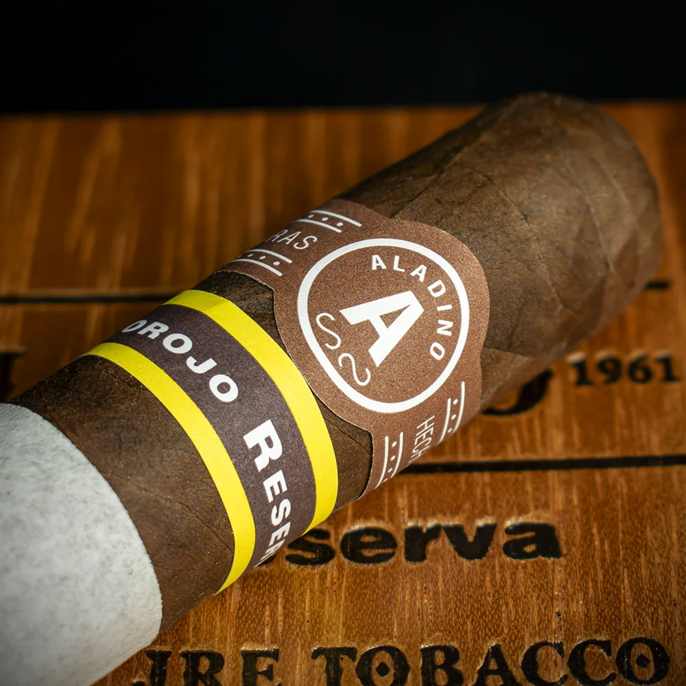 Aladino Corojo Reserva Robusto Cigar - Single - Image 4