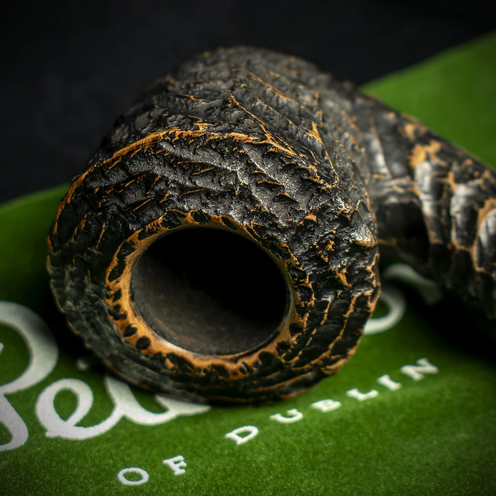 Peterson of Dublin Aran Rusticated Briar Smoking Pipe - Shape No.B10 - Image 5