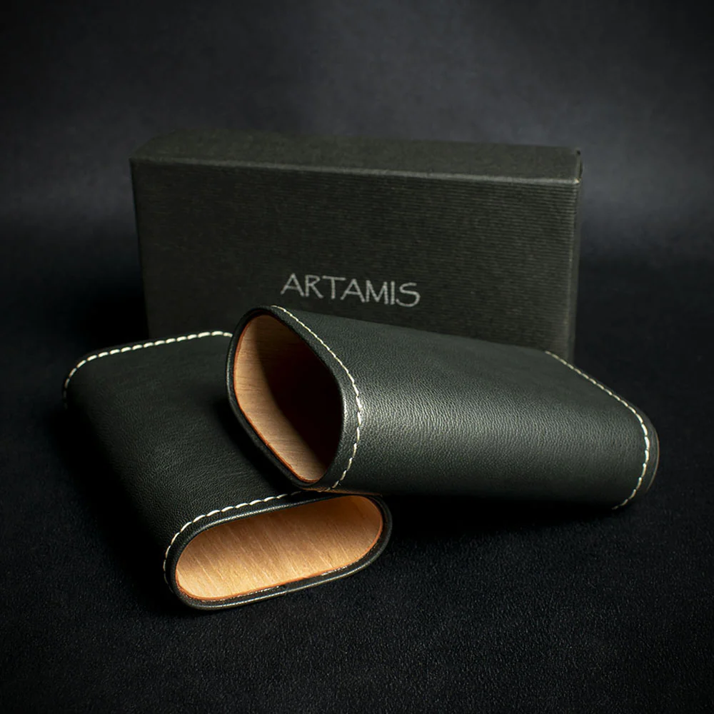 Artamis Black Leather Cedar Lined Cigar Case - 3 Robustos - Image 4
