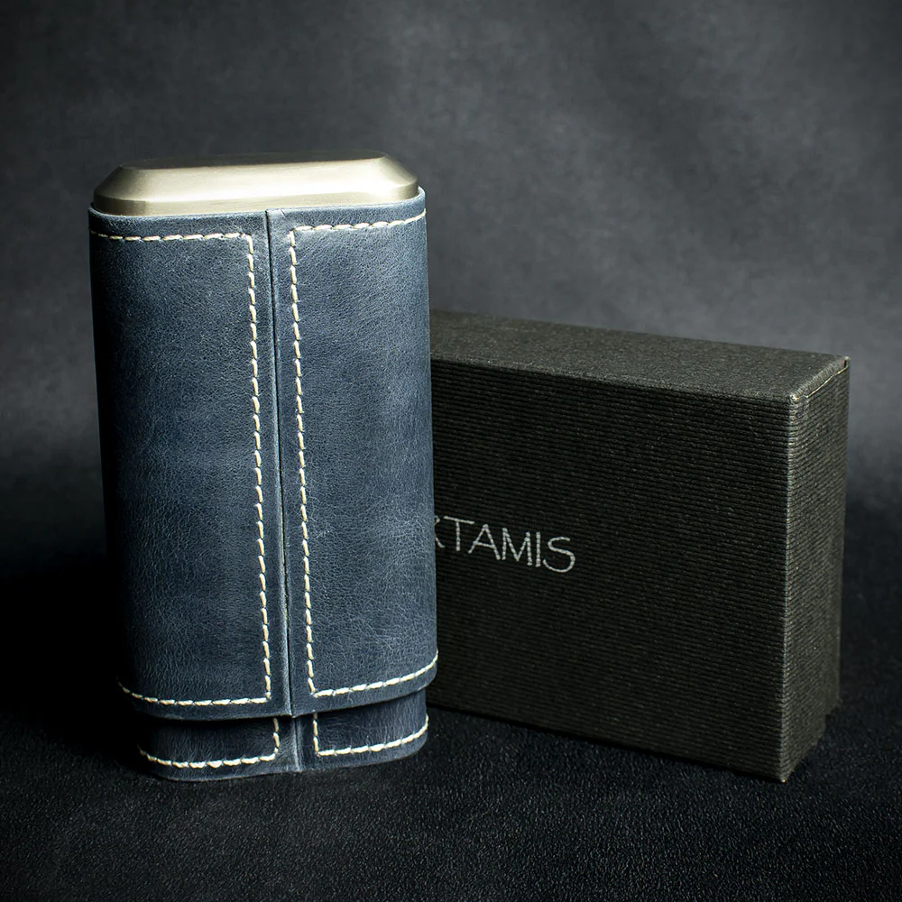 Artamis Navy Blue Leather Cedar LinedCigar Case - 3 Robustos - Image 2