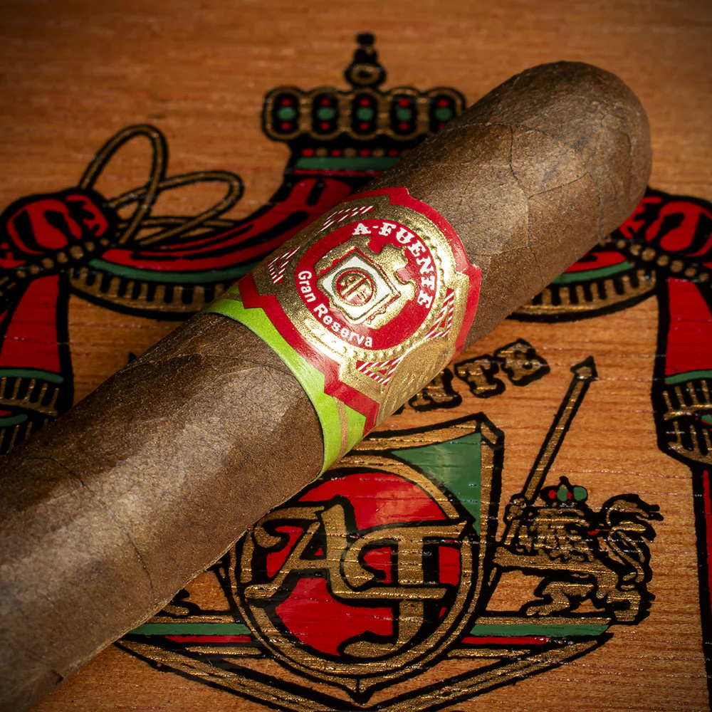 Arturo Fuente Gran Reserva Exquisitos Cigar - Single - Image 4