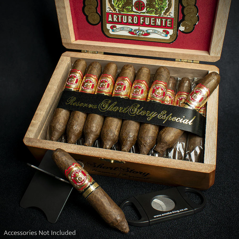 Arturo Fuente Hemingway Short Story Cigar - Single - Image 3