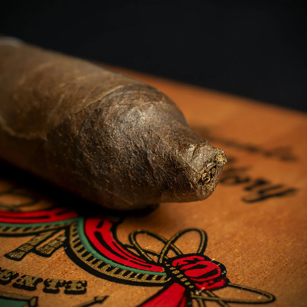Arturo Fuente Hemingway Short Story Cigar - Single - Image 6