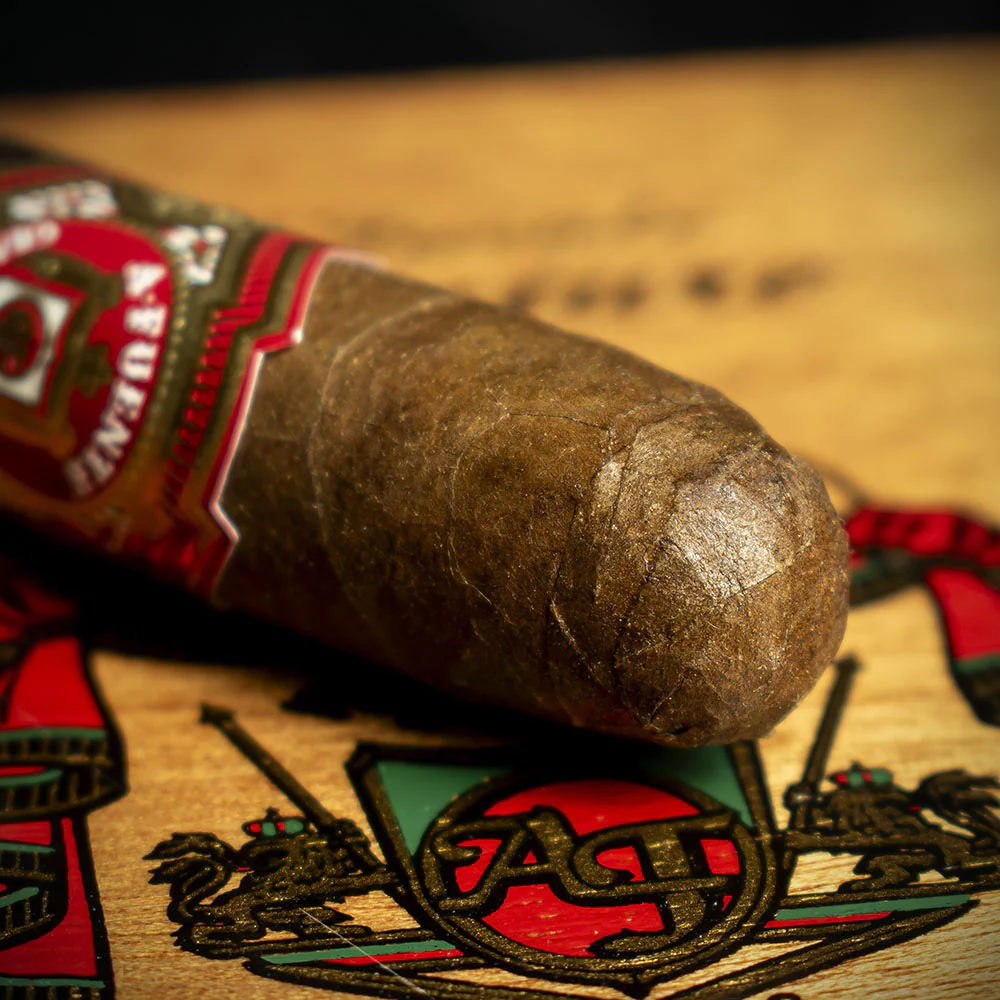 Arturo Fuente Hemingway Signature Cigar - Single - Image 5