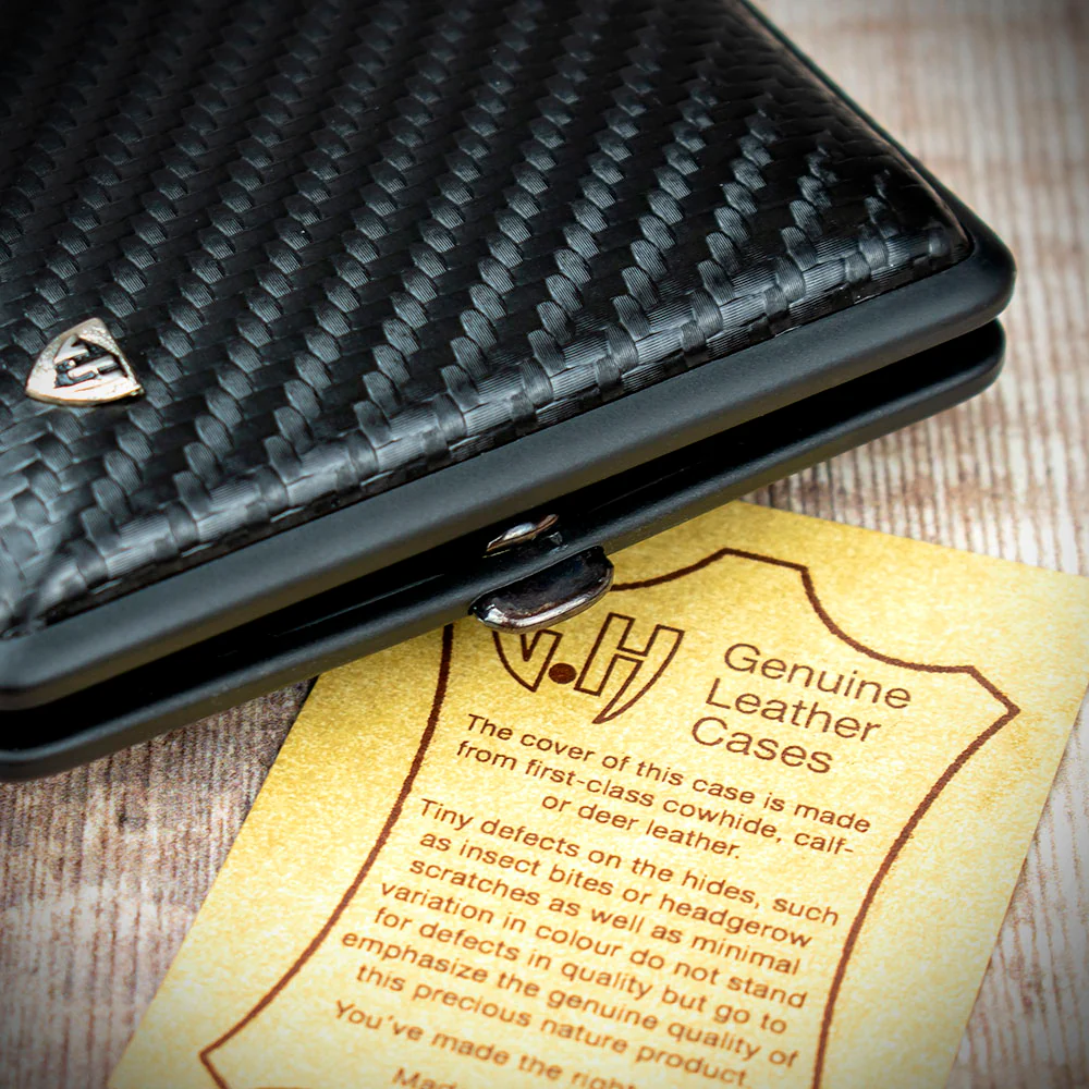 Superking Cigarette Case Black Carbon Weave (612 962) - Image 5