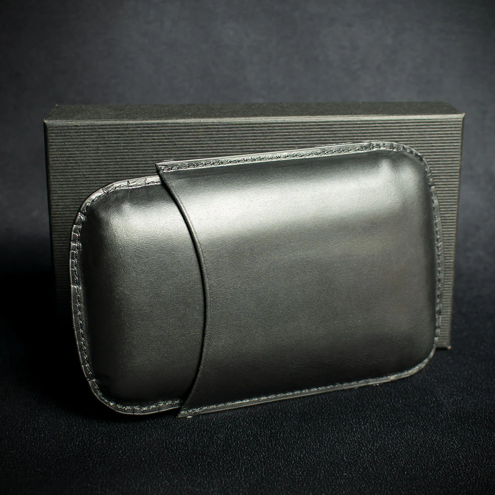Artamis Black Leather Cigar Case - 3 Robustos - Image 2
