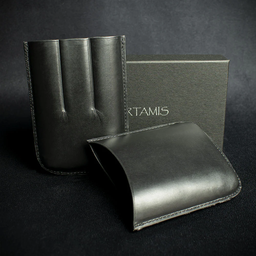 Artamis Black Leather Cigar Case - 3 Robustos - Image 3