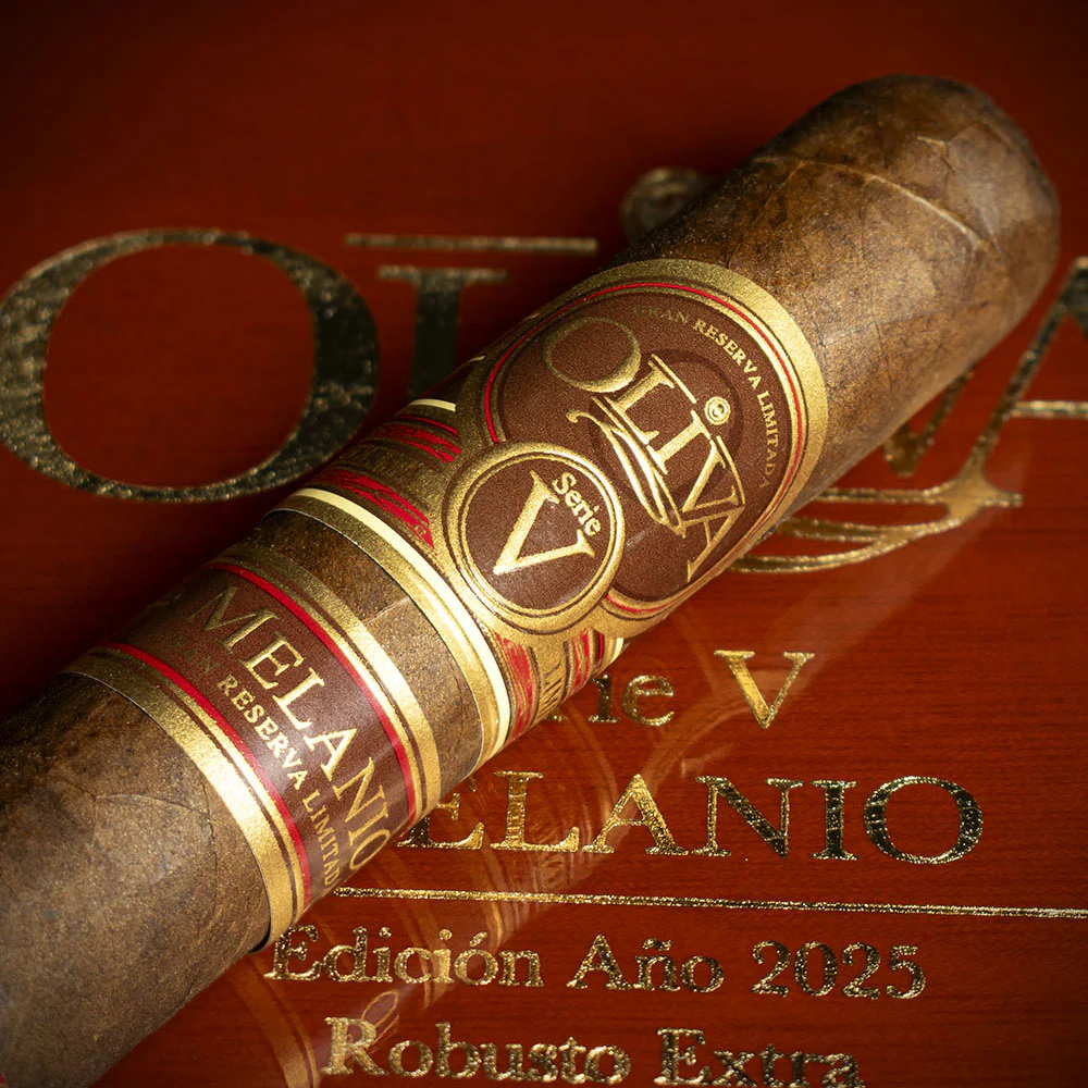 Oliva Serie V Melanio Robusto Extra LE 2025 -Single - Image 4