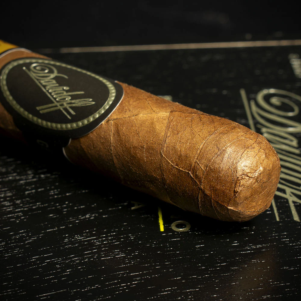 Davidoff Puro Dominicano Corona Larga Cigars - Box of 12 - Image 4