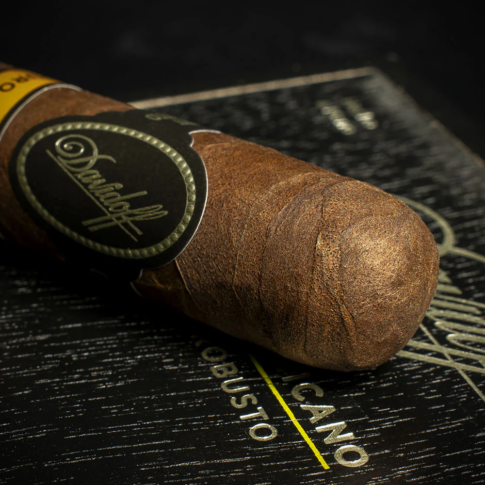 Davidoff Puro Dominicano Short Robusto Cigars - Box of 12 - Image 4