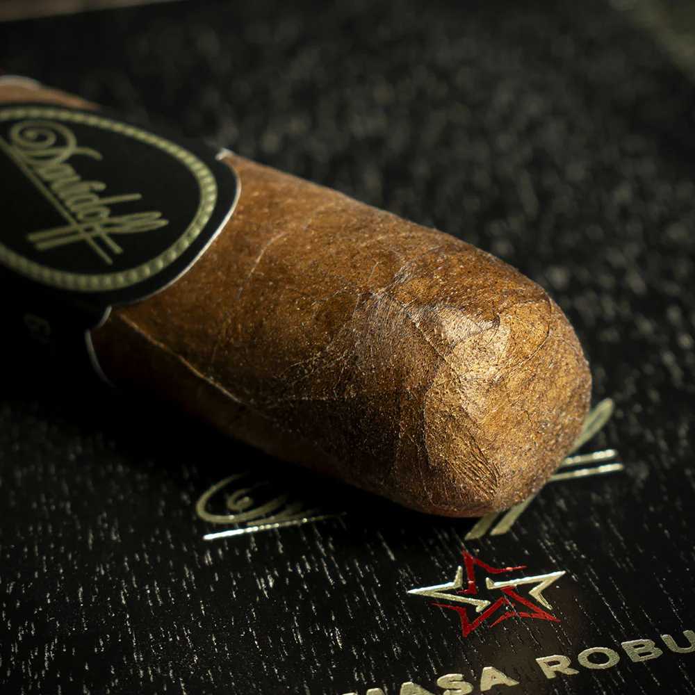 Davidoff Yamasa Robusto Cigars - Box of 12 - Image 4