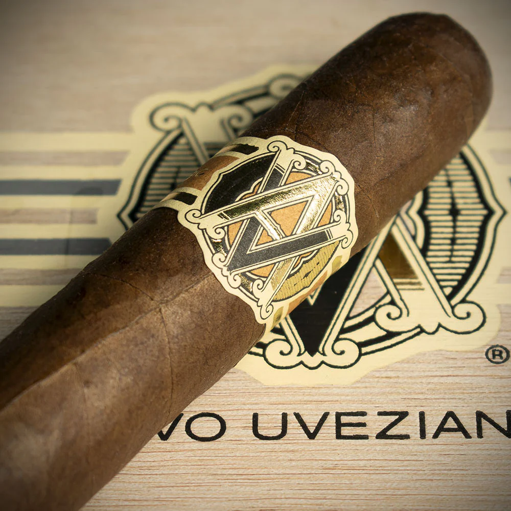 AVO Classic No. 2 Toro Cigar - Single - Image 4