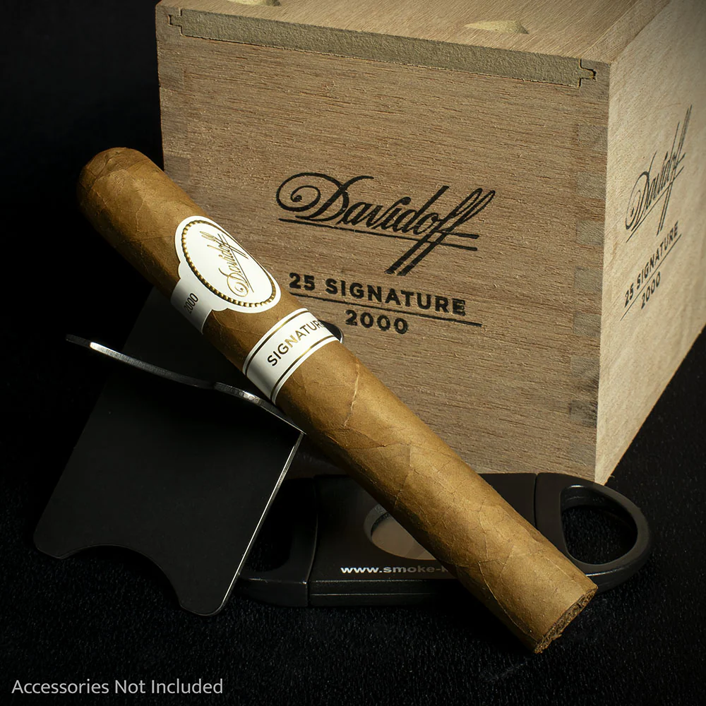 Davidoff Signature 2000 Cigar - Box of 25 - Image 2