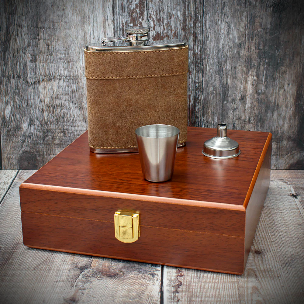 Brown Leather Hip Flask Gift Set - 6oz Stainless Steel - Image 2