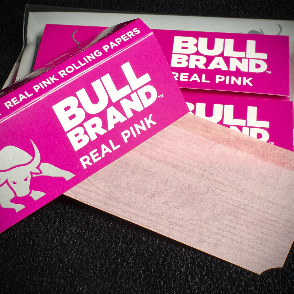 Bull Brand Pink Hemp Rolling Papers - Pack of 3 - Image 3
