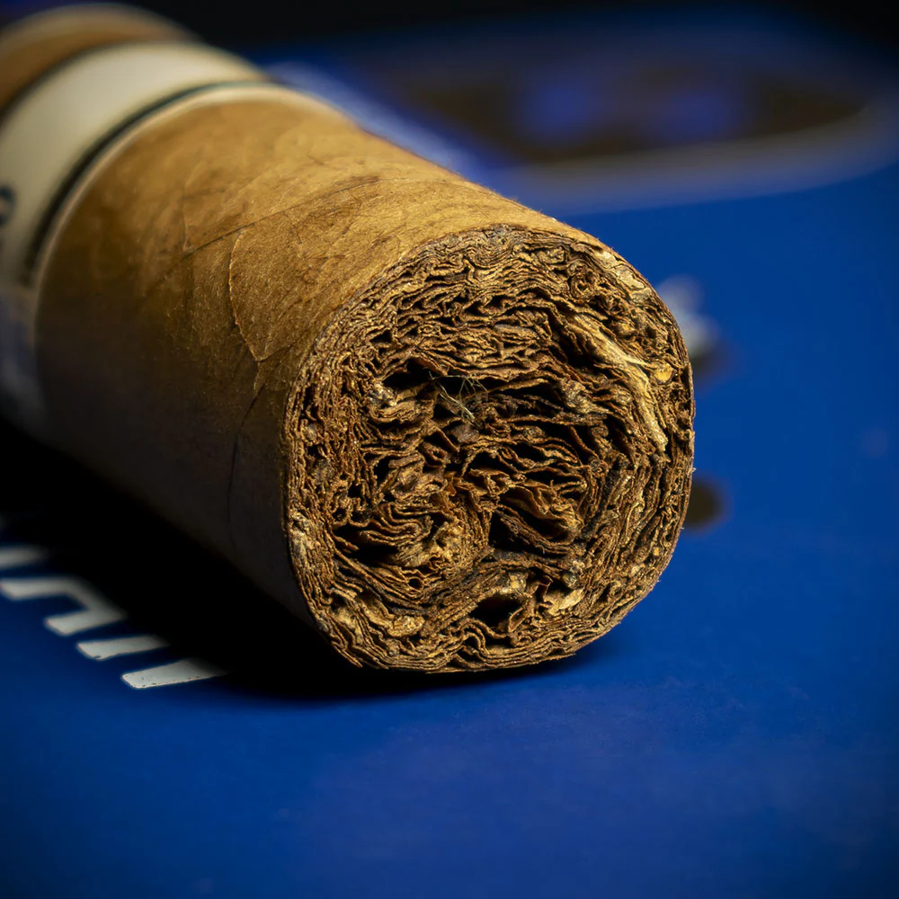 Charatan Nicaraguan Claro Half Churchill Cigar - Single - Image 6