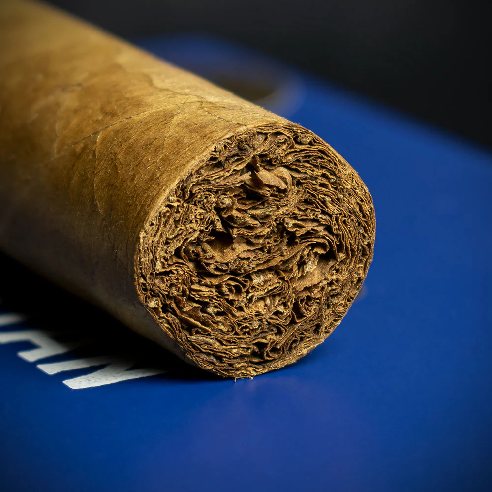 Charatan Nicaraguan Claro Toro Cigar - Single - Image 6