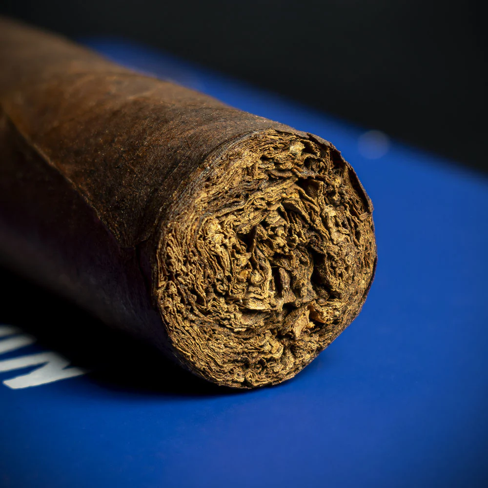 Charatan Nicaraguan Colorado Toro Cigar - Single - Image 6