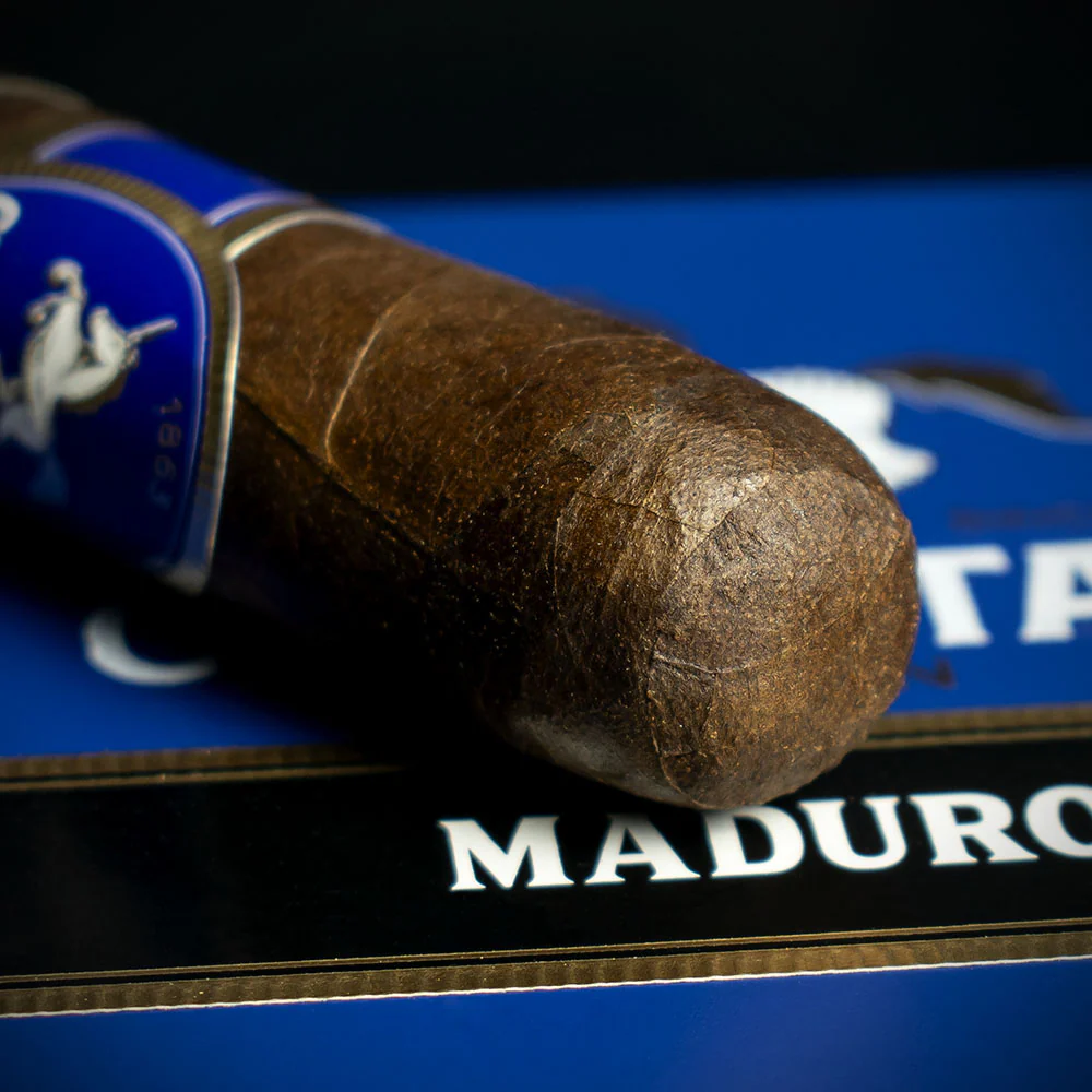Charatan Nicaraguan Maduro Robusto Cigar - Single - Image 5