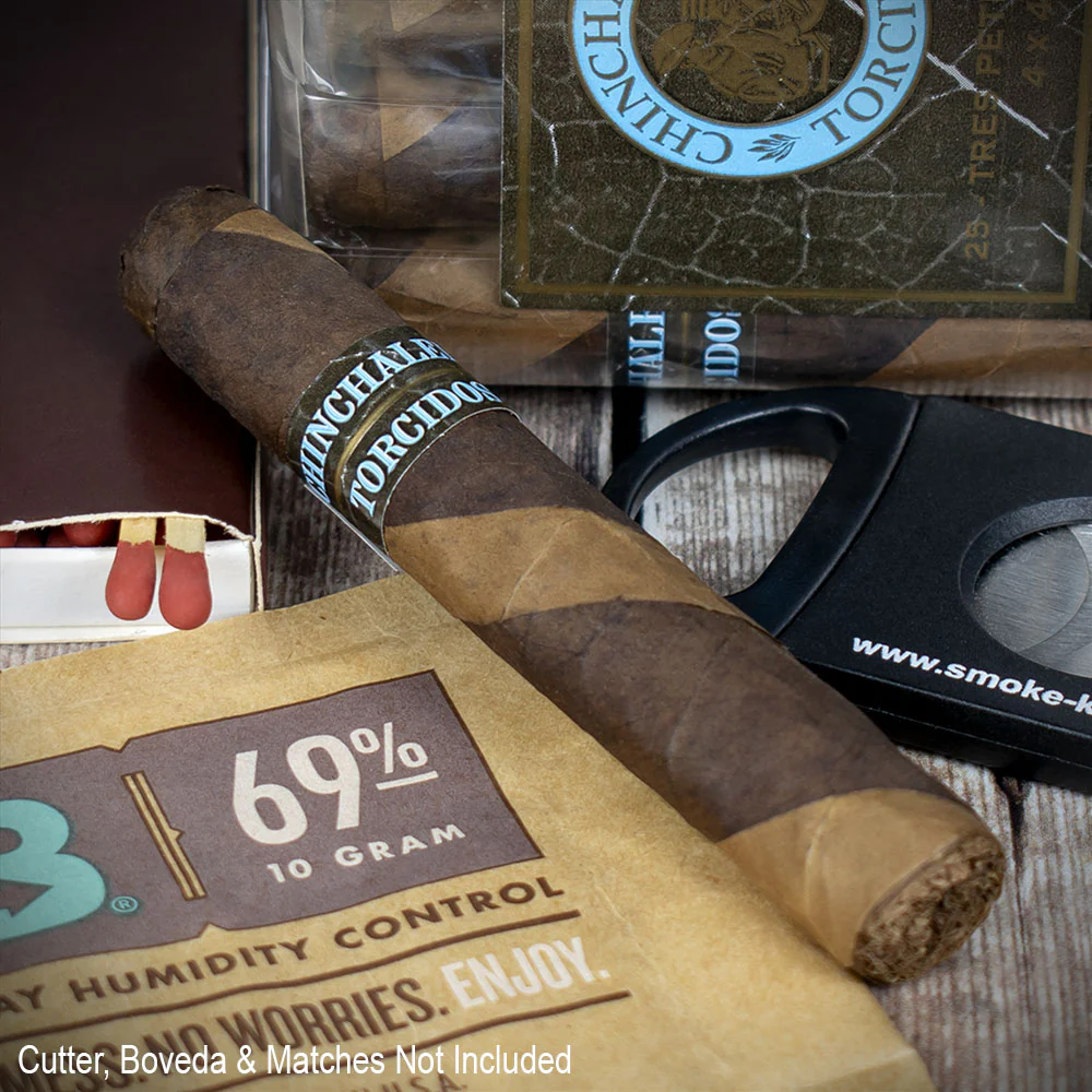 Chinchalero Torcidos Tres Petit Corona - Bundle of 25 Cigars - Image 2