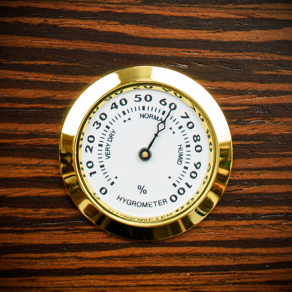 Cigar Humidor Glass Top Ebony Veneer HU21 - 25 Cigar Capacity - Image 4