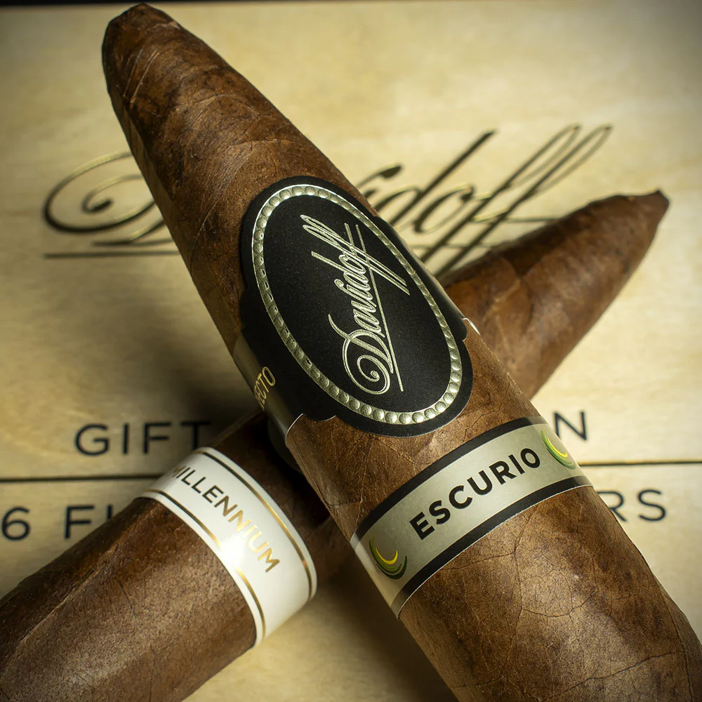 Davidoff Figurado Selection 6's - 6 Cigar Sampler / Gift Box - Image 5