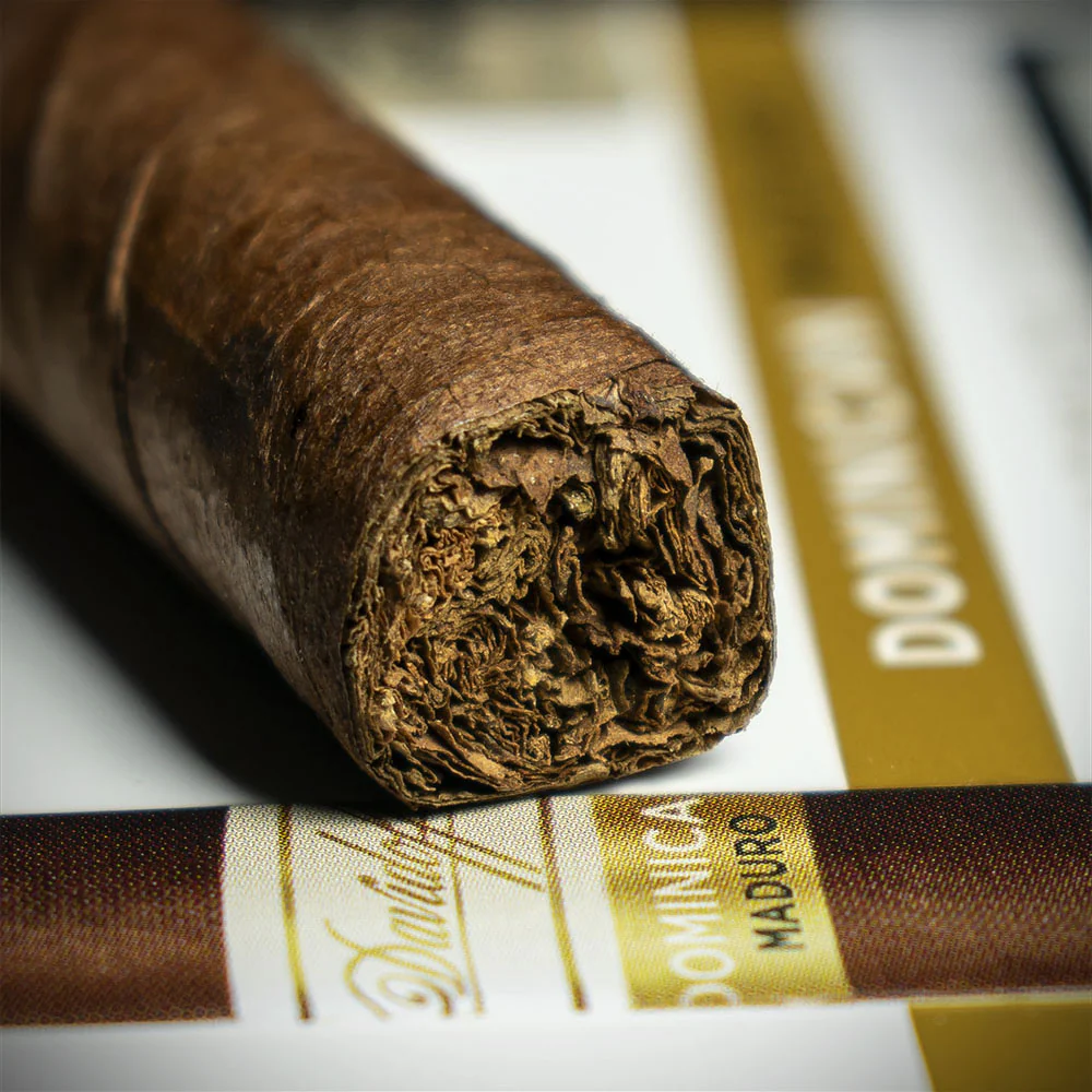 Davidoff Primeros Dominican Maduro Petit Panetela Cigars - Tin of 6 - Image 5