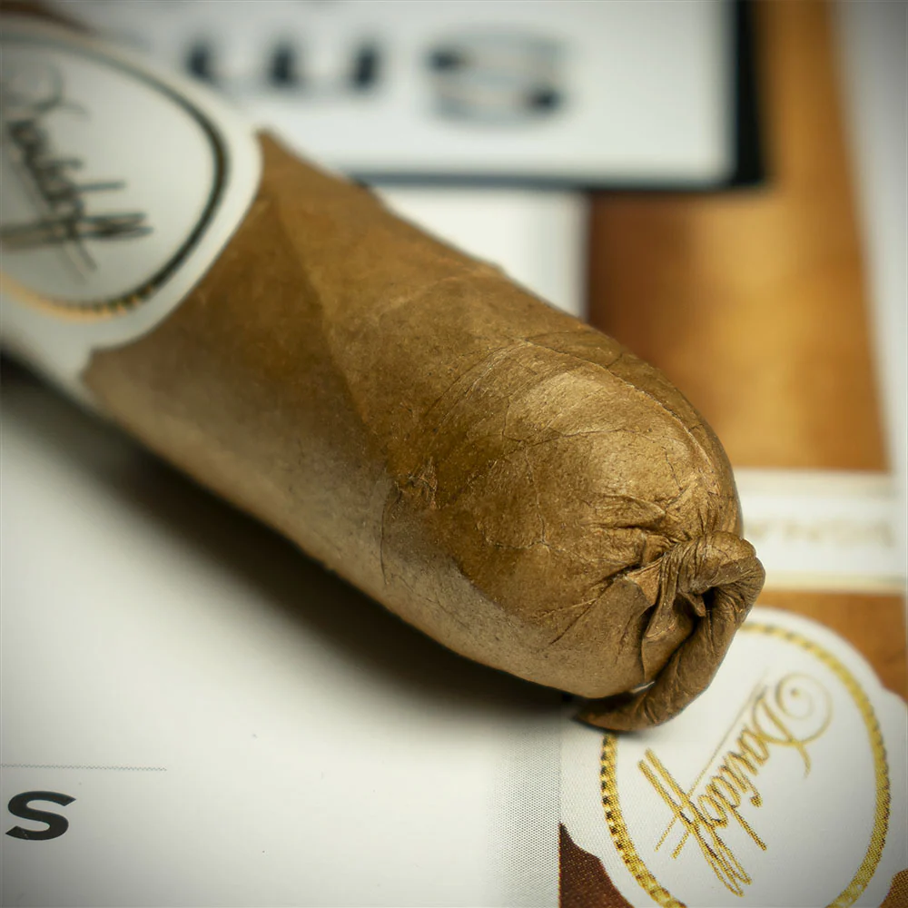Davidoff Signature No. 2 Cigars - Pack of 5 - Image 4