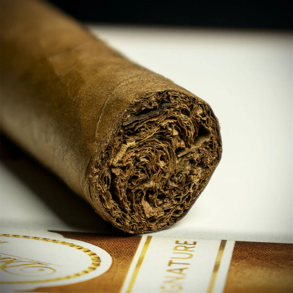 Davidoff Signature No. 2 Cigars - Pack of 5 - Image 5