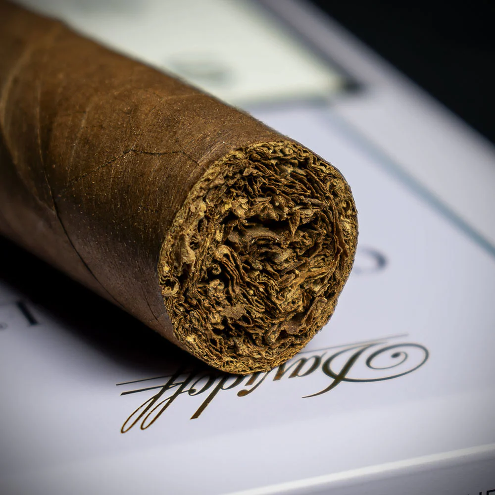 Davidoff Winston Churchill The Traveller Belicoso Cigars - Tin of 4 - Image 5