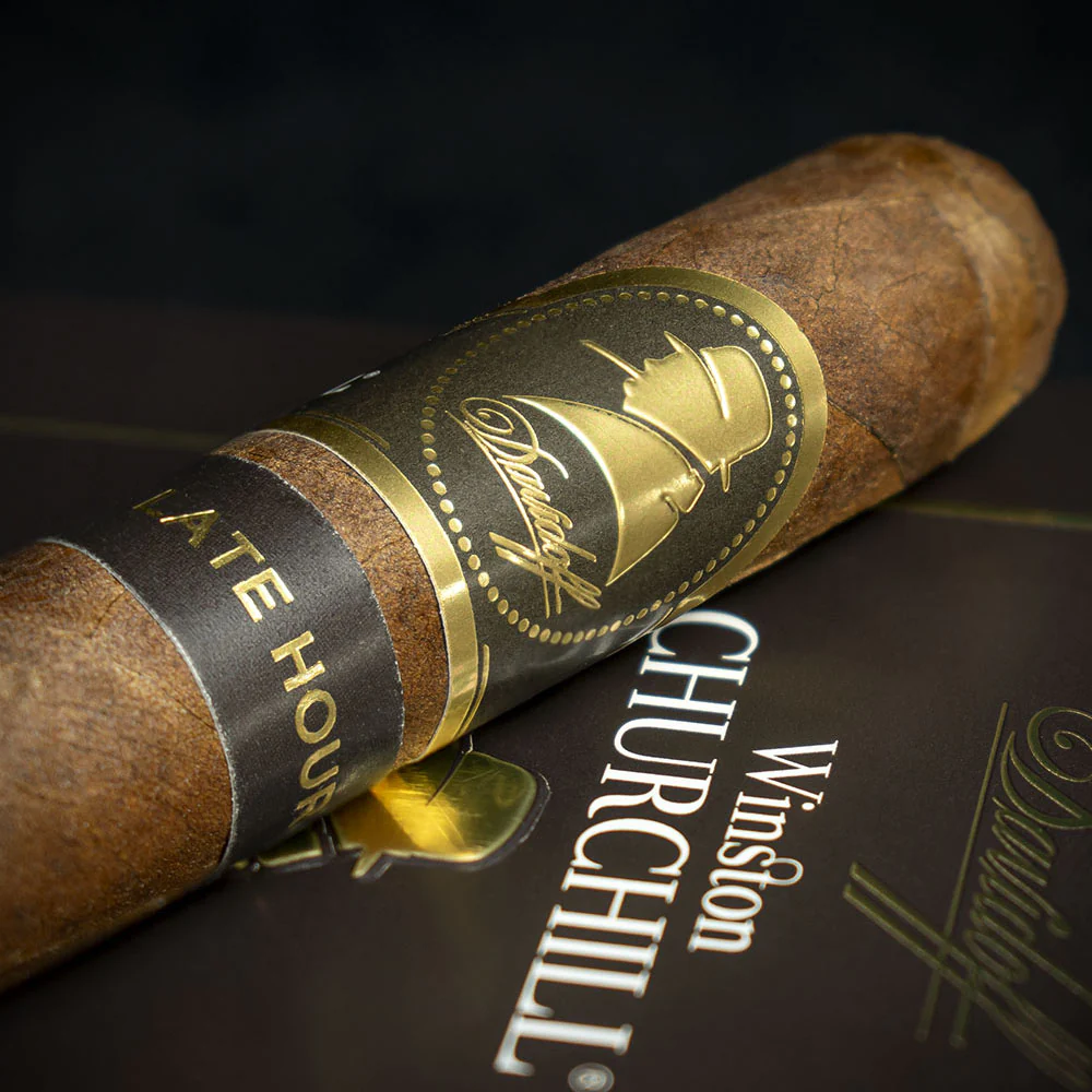 Davidoff Winston Churchill The Late Hour Petit Panatela Cigars - Tin of 5 - Image 3
