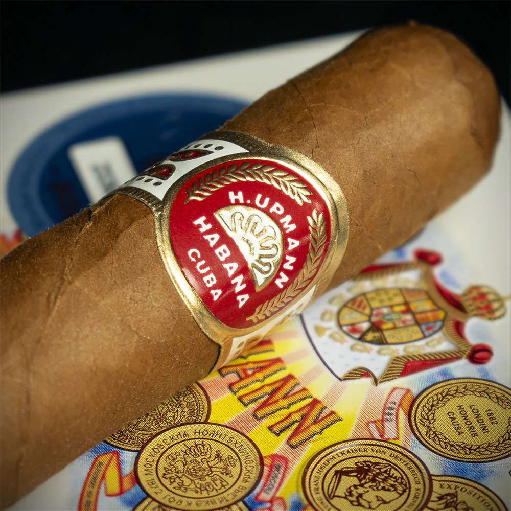 H. Upmann Half Corona Cuban Cigars - Tin of 5 - Image 3