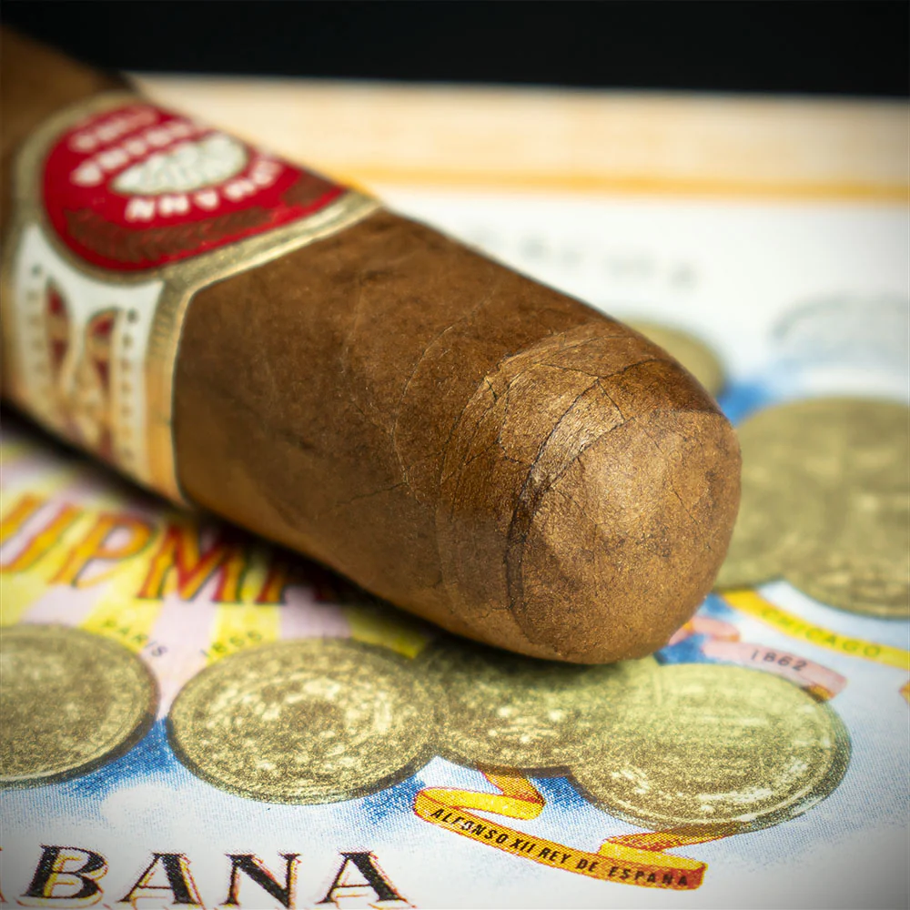 H. Upmann Regalias Cuban Cigars - Box of 25 - Image 4