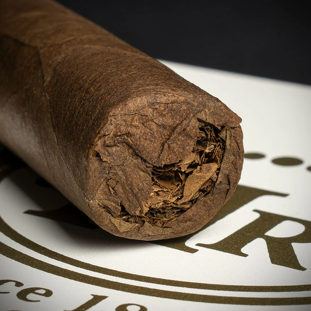 HR White Line Nicaraguan Robusto Gordo Cigar - Single - Image 6