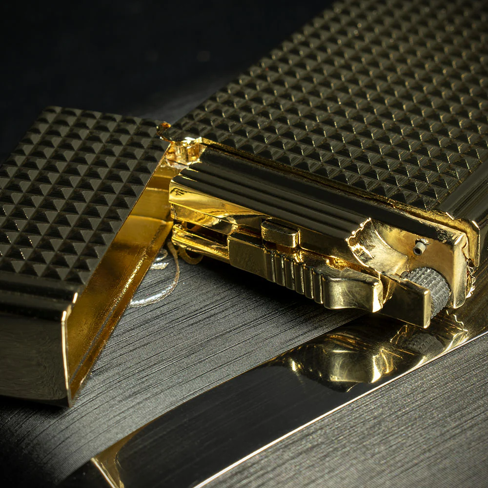 Jean Claude Dustin Cigarette Lighter - Gold Waffle - Image 4