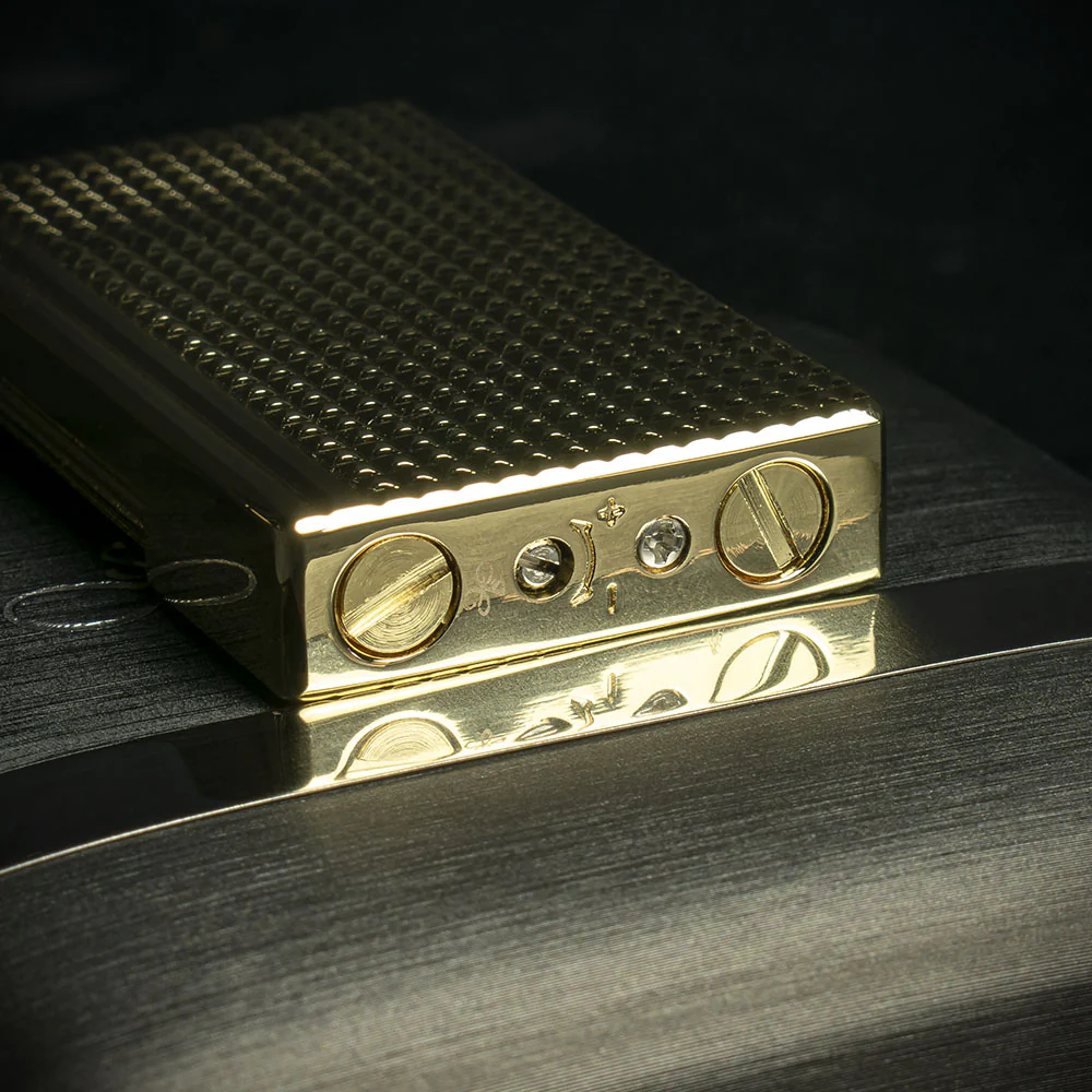 Jean Claude Dustin Cigarette Lighter - Gold Waffle - Image 5