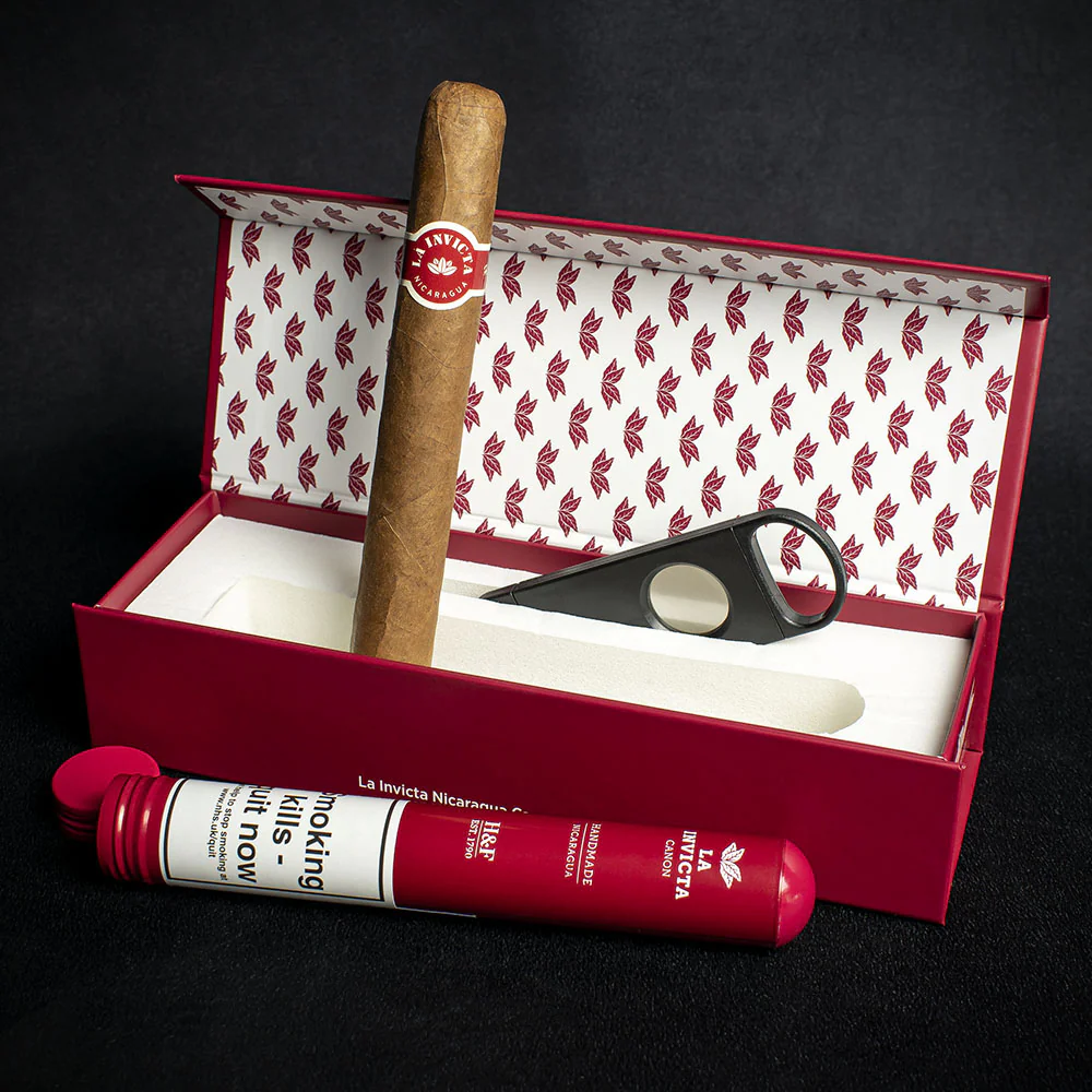 La Invicta Nicaraguan Canon Tubos Cigar + Cutter - Image 2