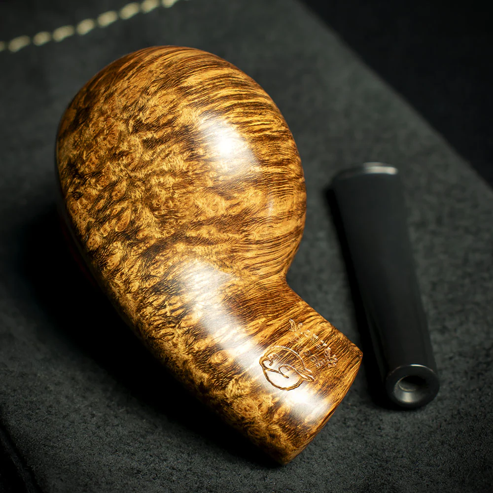 Morgan Pipes Handmade Squashed Tomato Limited Edition Briar Pipe - Image 4