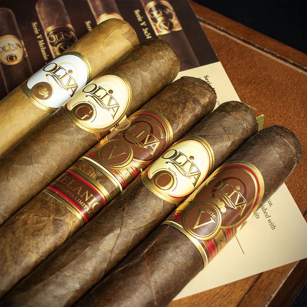 Oliva Nicaraguan Robusto Cigars Sampler - Box of 5 - Image 4