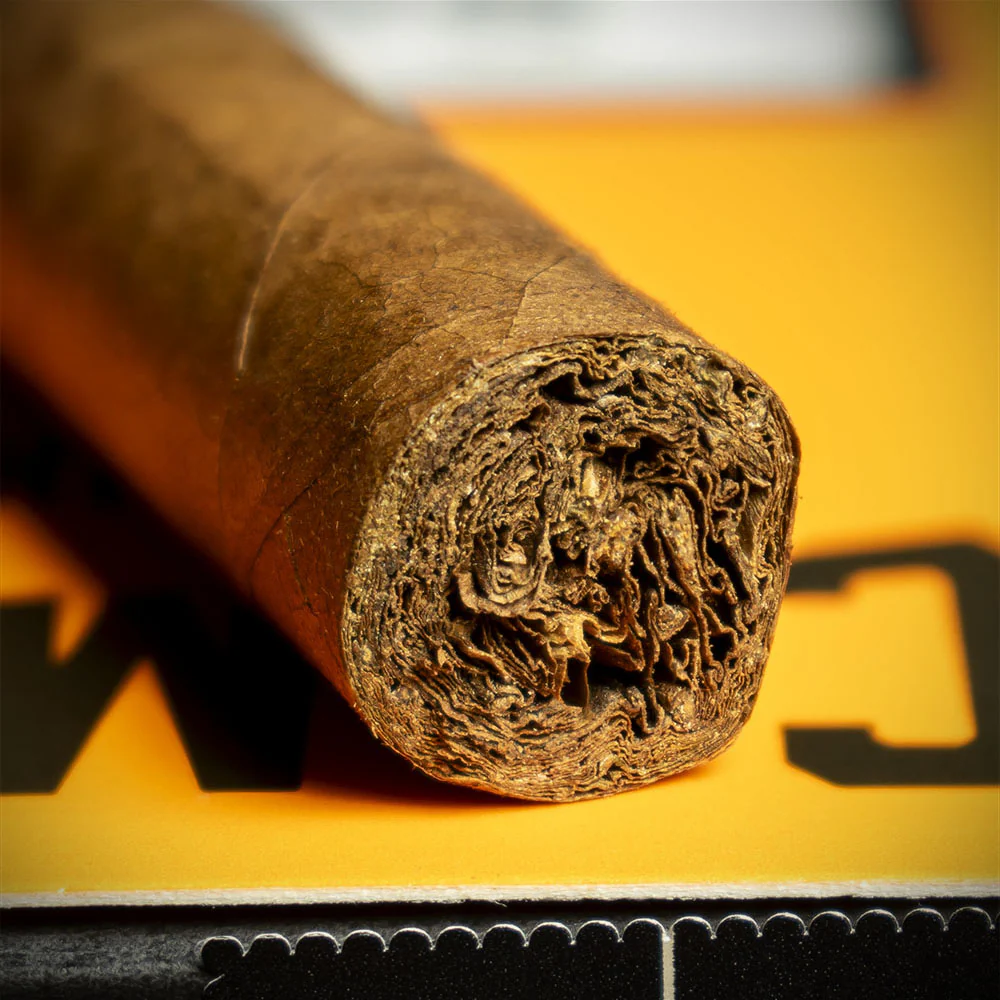 Camacho Connecticut Machitos Cigars - Pack of 6 - Image 5