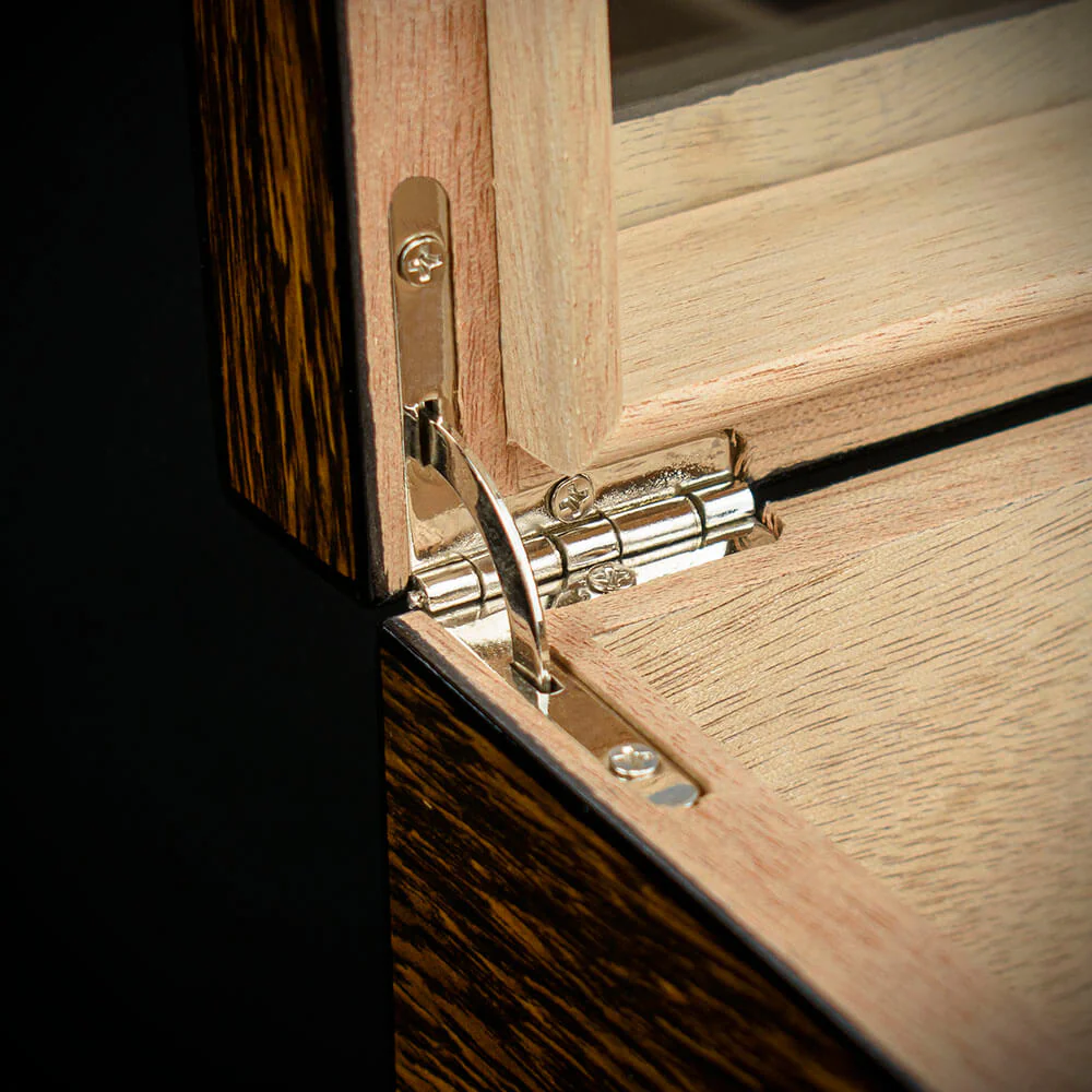 Passatore Ironwood Humidor Set - 40 Cigar Capacity - Image 5