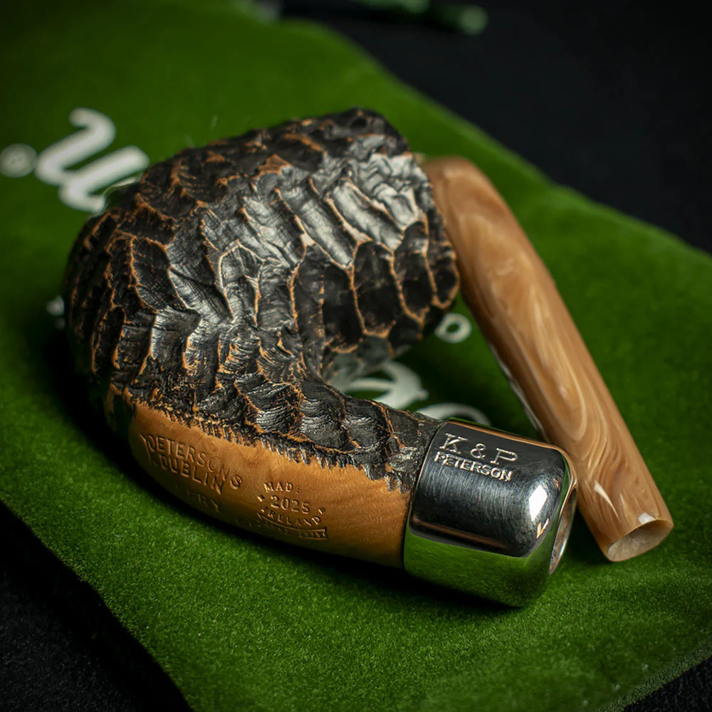 Peterson of Dublin Derry Rusticated Briar Smoking Pipe - Shape 65 - Image 4