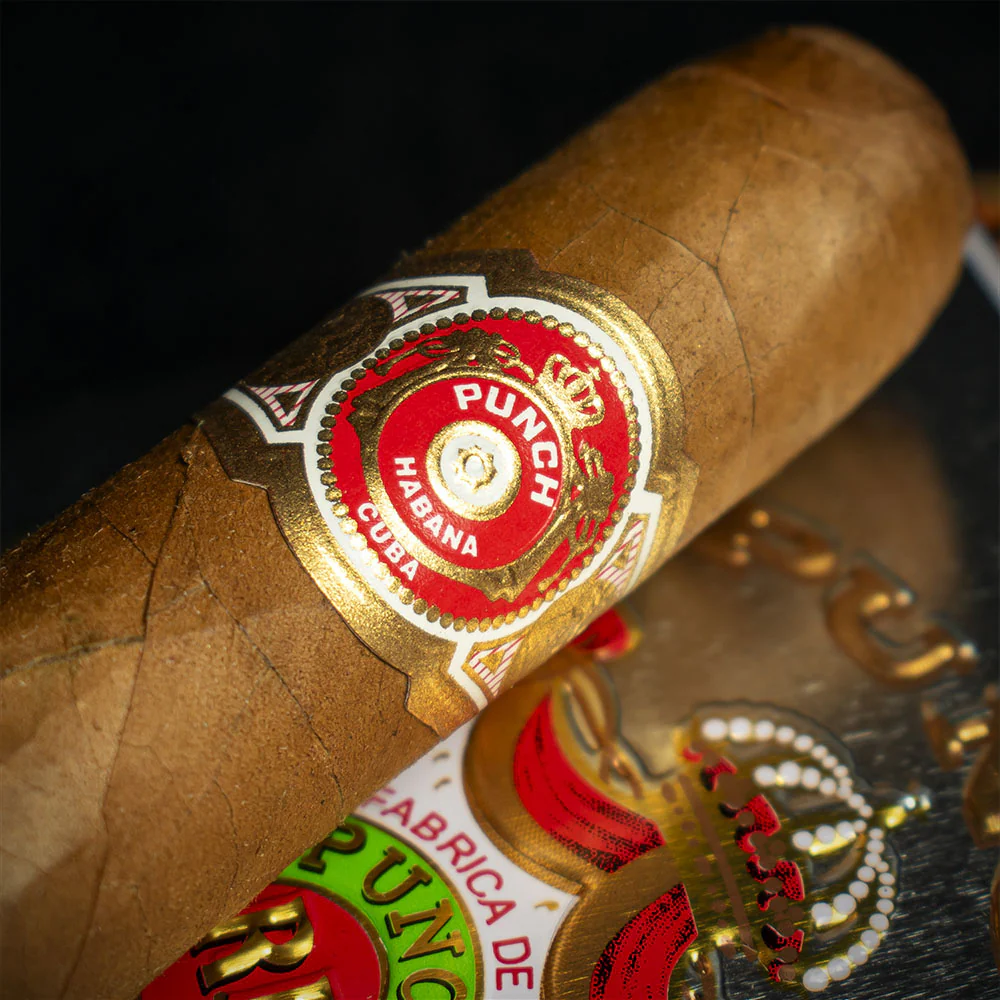 Punch Triunfos Linea Retro Cuban Cigar - Tin of 5 - Image 3
