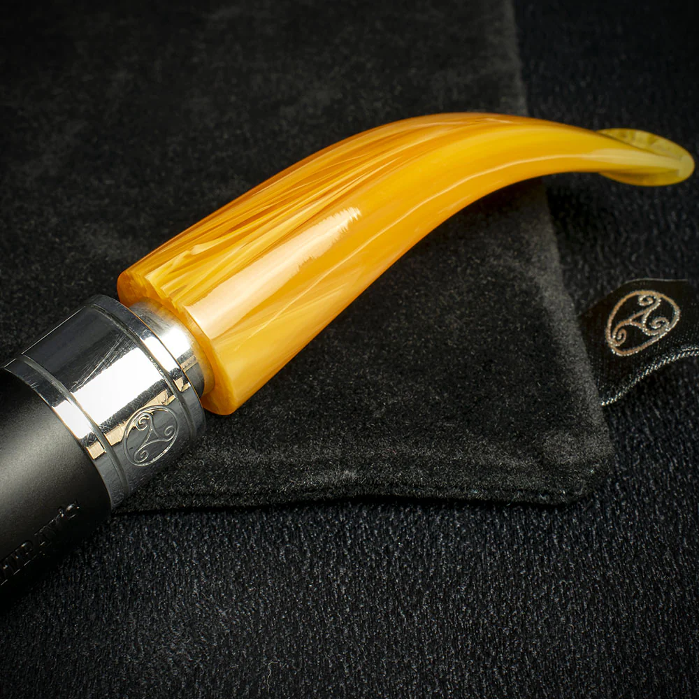 Rattray's Monarch Black 9mm Briar Smoking Pipe - Shape 177 - Image 6