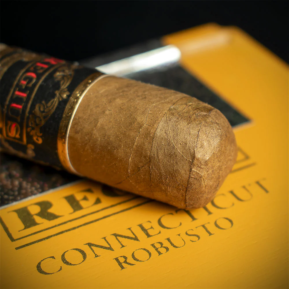 Regius Connecticut Robusto Cigar - Single - Image 5
