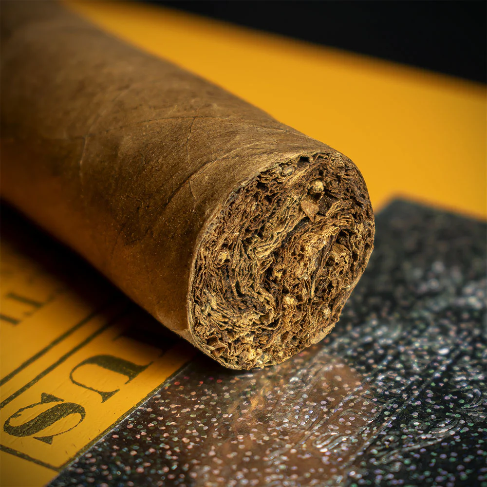 Regius Connecticut Robusto Cigar - Single - Image 6